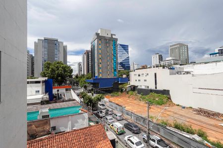 Apartamento à venda com 66m², 2 quartos e 2 vagasVaranda - Vista