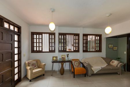 Casa à venda com 150m², 3 quartos e 3 vagasSala de Estar