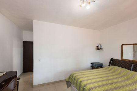 Casa à venda com 150m², 3 quartos e 3 vagasSuíte 1