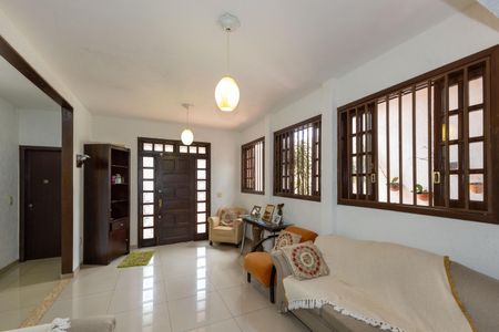 Casa à venda com 150m², 3 quartos e 3 vagasSala de Estar