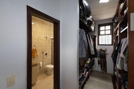 Casa à venda com 150m², 3 quartos e 3 vagasCloset da Suíte 1