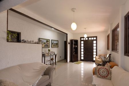 Casa à venda com 150m², 3 quartos e 3 vagasSala de Estar