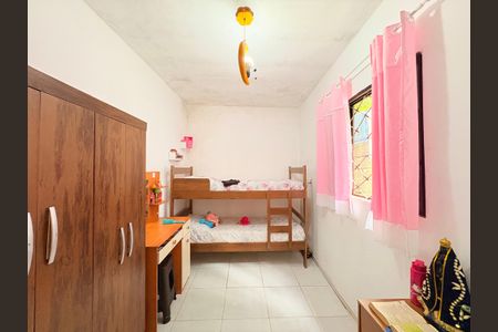 Casa à venda com 160m², 5 quartos e 5 vagasQuarto 1 - Casa 2