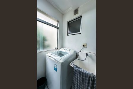 Apartamento para alugar com 60m², 3 quartos e 1 vagaÁrea de Serviço