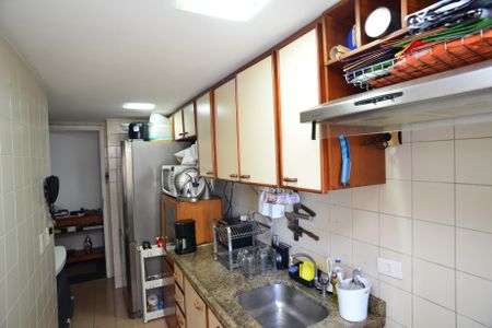 Apartamento à venda com 62m², 2 quartos e 1 vaga Apartamento à venda com 62m², 2 quartos e 1 vagaCozinha