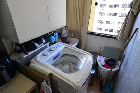 Apartamento à venda com 62m², 2 quartos e 1 vaga Apartamento à venda com 62m², 2 quartos e 1 vagaÁrea de Serviço