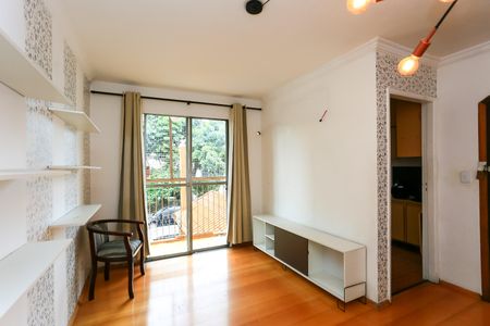 Sala  de apartamento para alugar com 2 quartos, 50m² em Campo Limpo, São Paulo