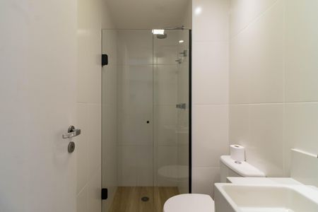 Banheiro de kitnet/studio à venda com 1 quarto, 24m² em Perdizes, São Paulo