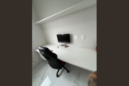 Quarto de apartamento à venda com 3 quartos, 63m² em Vista Alegre, Rio de Janeiro