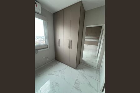 Quarto de apartamento à venda com 3 quartos, 63m² em Vista Alegre, Rio de Janeiro