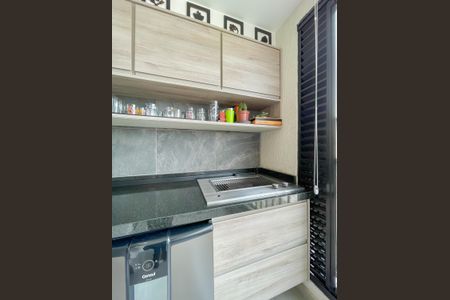 Sacada - Churrasqueira de apartamento à venda com 2 quartos, 48m² em Vila Yolanda, Osasco