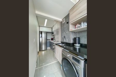 Apartamento à venda com 48m², 2 quartos e 2 vagas Apartamento à venda com 48m², 2 quartos e 2 vagasCozinha e Área de Serviço
