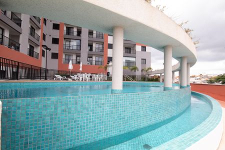 Apartamento à venda com 48m², 2 quartos e 2 vagas Apartamento à venda com 48m², 2 quartos e 2 vagasÁrea comum - Piscina