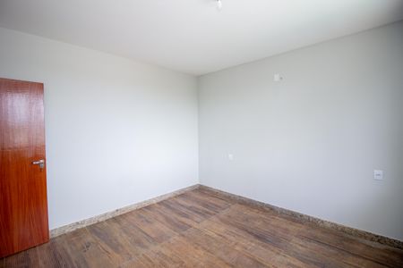 Casa à venda com 250m², 3 quartos e 4 vagasQuarto 1