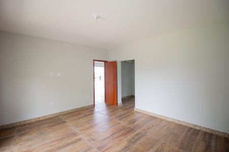 Casa à venda com 250m², 3 quartos e 4 vagasQuarto Suíte