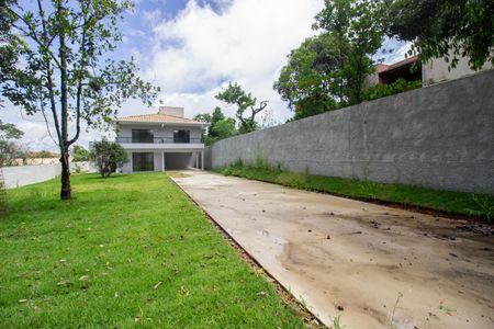 Casa à venda com 250m², 3 quartos e 4 vagasQuintal
