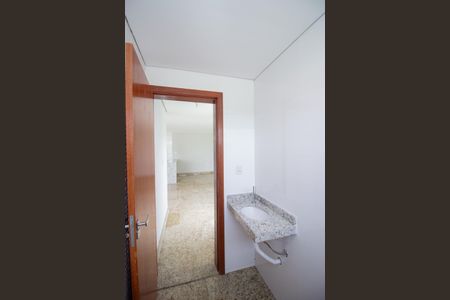 Casa à venda com 250m², 3 quartos e 4 vagasLavabo