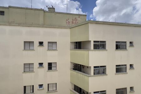 Vista do Quarto 1 de apartamento para alugar com 2 quartos, 65m² em Vila Galvão, Guarulhos