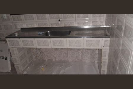 Casa para alugar com 1 quarto, 60m² em Pilares, Rio de Janeiro