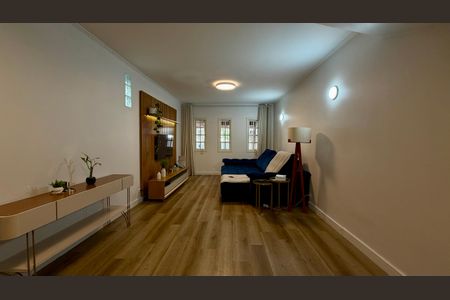 Casa à venda com 2 quartos, 170m² em Jardim Ester Yolanda, São Paulo