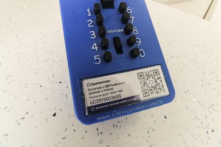 Apartamento à venda com 27m², 1 quarto e sem vagaLockbox Instalada 