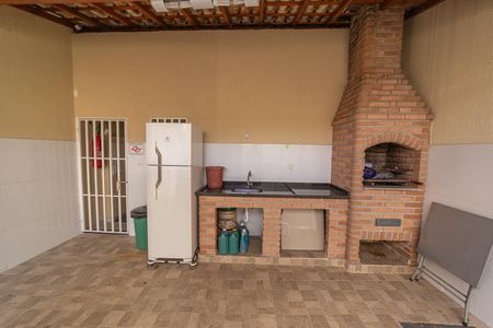 Casa de condomínio para alugar com 64m², 3 quartos e 2 vagas Casa de condomínio para alugar com 64m², 3 quartos e 2 vagasÁrea comum - Churrasqueira