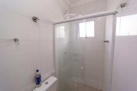 Casa de condomínio para alugar com 64m², 3 quartos e 2 vagas Casa de condomínio para alugar com 64m², 3 quartos e 2 vagasBanheiro do Quarto 1