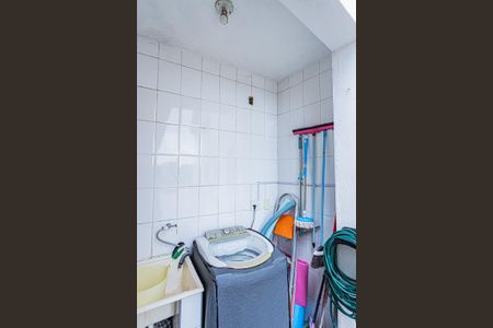 Casa para alugar com 164m², 2 quartos e 1 vaga Casa para alugar com 164m², 2 quartos e 1 vagaÁrea de serviço e quintal