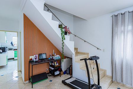 Casa para alugar com 164m², 2 quartos e 1 vaga Casa para alugar com 164m², 2 quartos e 1 vagaSala