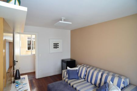 Apartamento à venda com 534m², 4 quartos e 4 vagas Apartamento à venda com 534m², 4 quartos e 4 vagasSuíte 2