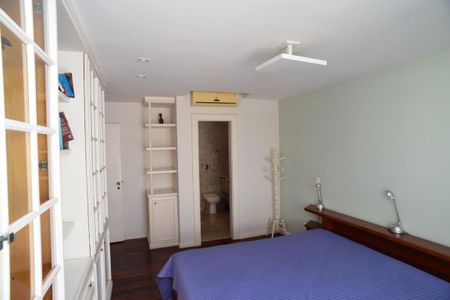 Apartamento à venda com 534m², 4 quartos e 4 vagas Apartamento à venda com 534m², 4 quartos e 4 vagasSuíte 3