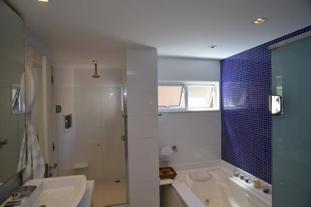 Apartamento à venda com 534m², 4 quartos e 4 vagas Apartamento à venda com 534m², 4 quartos e 4 vagasBanheiro Suíte Principal