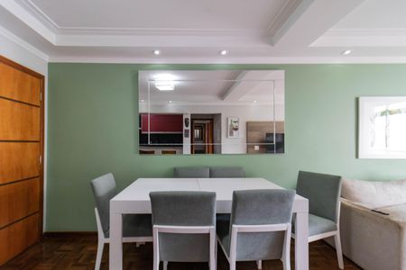 Apartamento à venda com 90m², 3 quartos e 1 vagaSala de Jantar