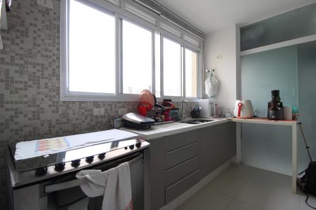 Apartamento à venda com 162m², 2 quartos e 3 vagasCozinha e Área de Serviço