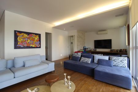 Sala de apartamento à venda com 2 quartos, 162m² em Moema, São Paulo