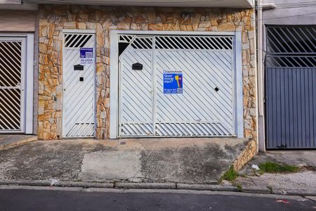 Casa para alugar com 150m², 2 quartos e 1 vagaFachada