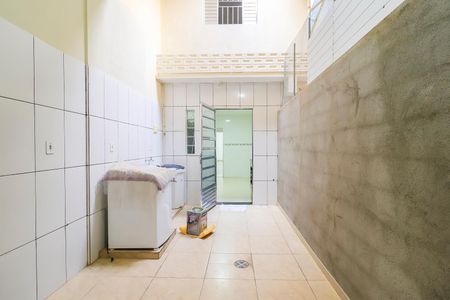Casa para alugar com 150m², 2 quartos e 1 vagaÁrea de Serviço