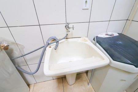 Casa para alugar com 150m², 2 quartos e 1 vagaÁrea de Serviço