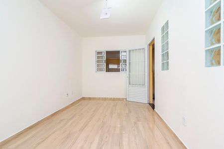 Casa para alugar com 150m², 2 quartos e 1 vagaSala
