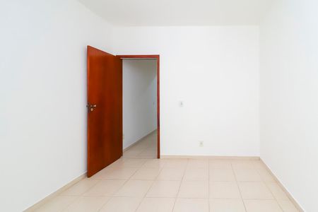 Quarto 1 de casa para alugar com 2 quartos, 150m² em Vila Verde, São Paulo
