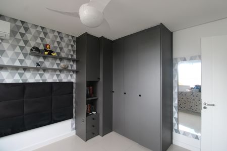 Casa de condomínio à venda com 200m², 3 quartos e 2 vagasSuíte 1