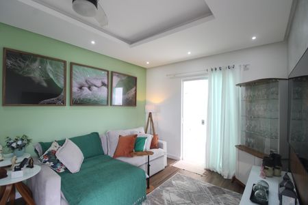 Sala de casa de condomínio à venda com 3 quartos, 200m² em Anil, Rio de Janeiro