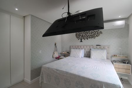 Casa de condomínio à venda com 200m², 3 quartos e 2 vagasSuíte 3