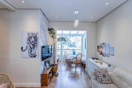 Sala de apartamento à venda com 2 quartos, 70m² em Vila Cruz das Almas, São Paulo