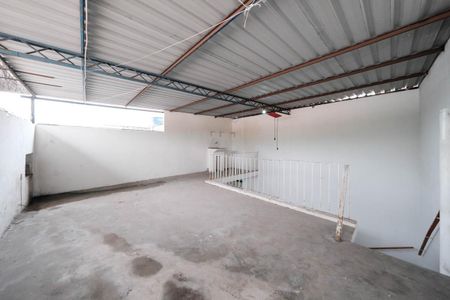 Casa para alugar com 60m², 1 quarto e sem vagaCozinha e Área de Serviço