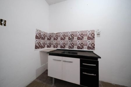 Casa para alugar com 60m², 1 quarto e sem vagaCozinha e Área de Serviço