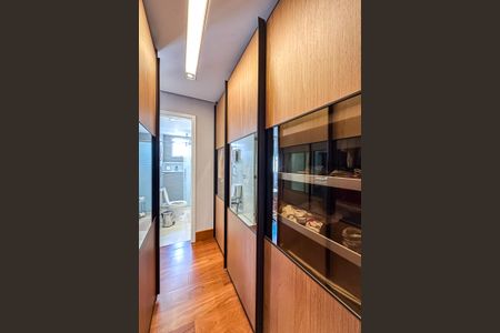 Apartamento à venda com 148m², 3 quartos e 2 vagasCloset da suíte 1