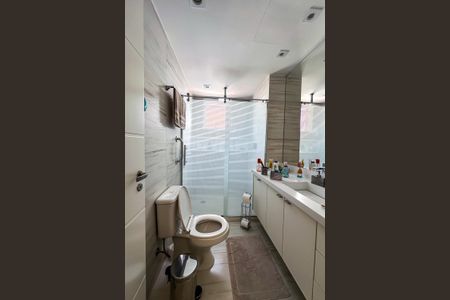 Apartamento à venda com 148m², 3 quartos e 2 vagasBanheiro da Suíte 1