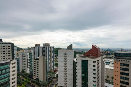 Apartamento à venda com 216m², 4 quartos e 4 vagas Apartamento à venda com 216m², 4 quartos e 4 vagasVaranda da Sala