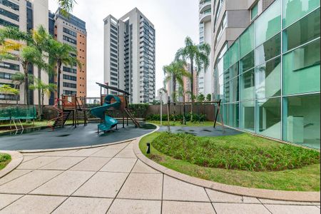 Apartamento à venda com 216m², 4 quartos e 4 vagas Apartamento à venda com 216m², 4 quartos e 4 vagasÁrea comum